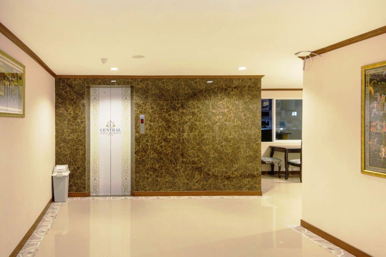 Central Avenue Residency 芭達亞 外观 照片